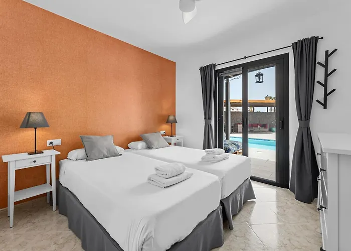 3 Bedroom With Private Pool Close To Papagayo Villa