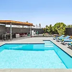3 Bedroom With Private Pool Close To Papagayo * Playa Blanca