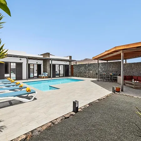 3 Bedroom With Private Pool Close To Papagayo