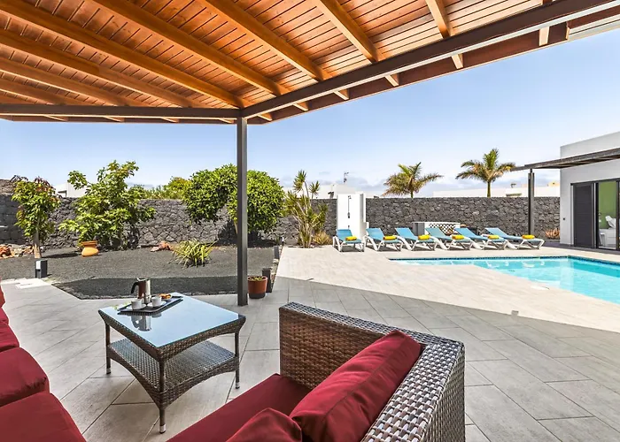 3 Bedroom With Private Pool Close To Papagayo Vila Playa Blanca (Lanzarote)